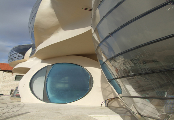 Pavie-Architect-biomorphic-House